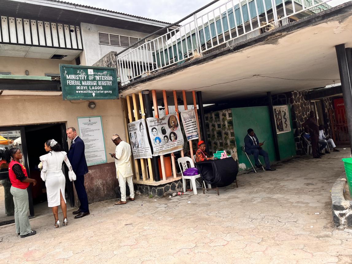 Couple Fight Over Photo Spot at Lagos Registry